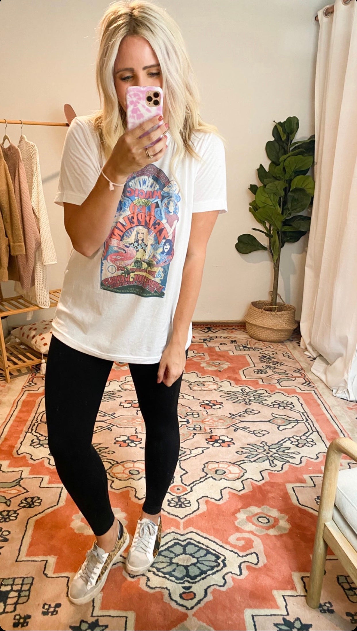 Graphic tee_women.