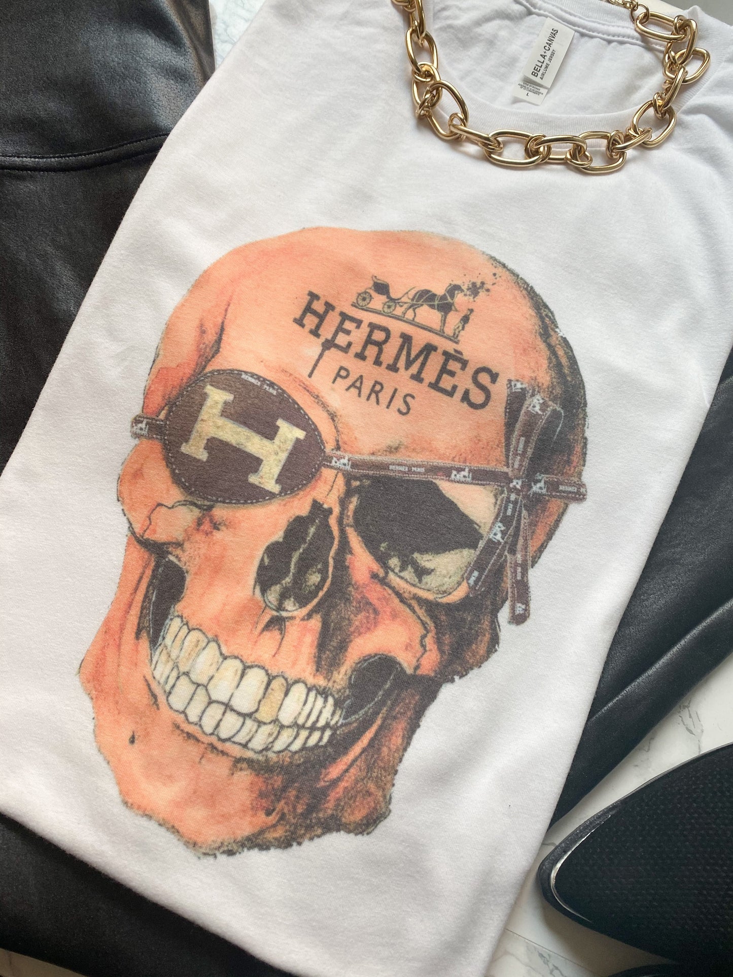 Orange skull tee