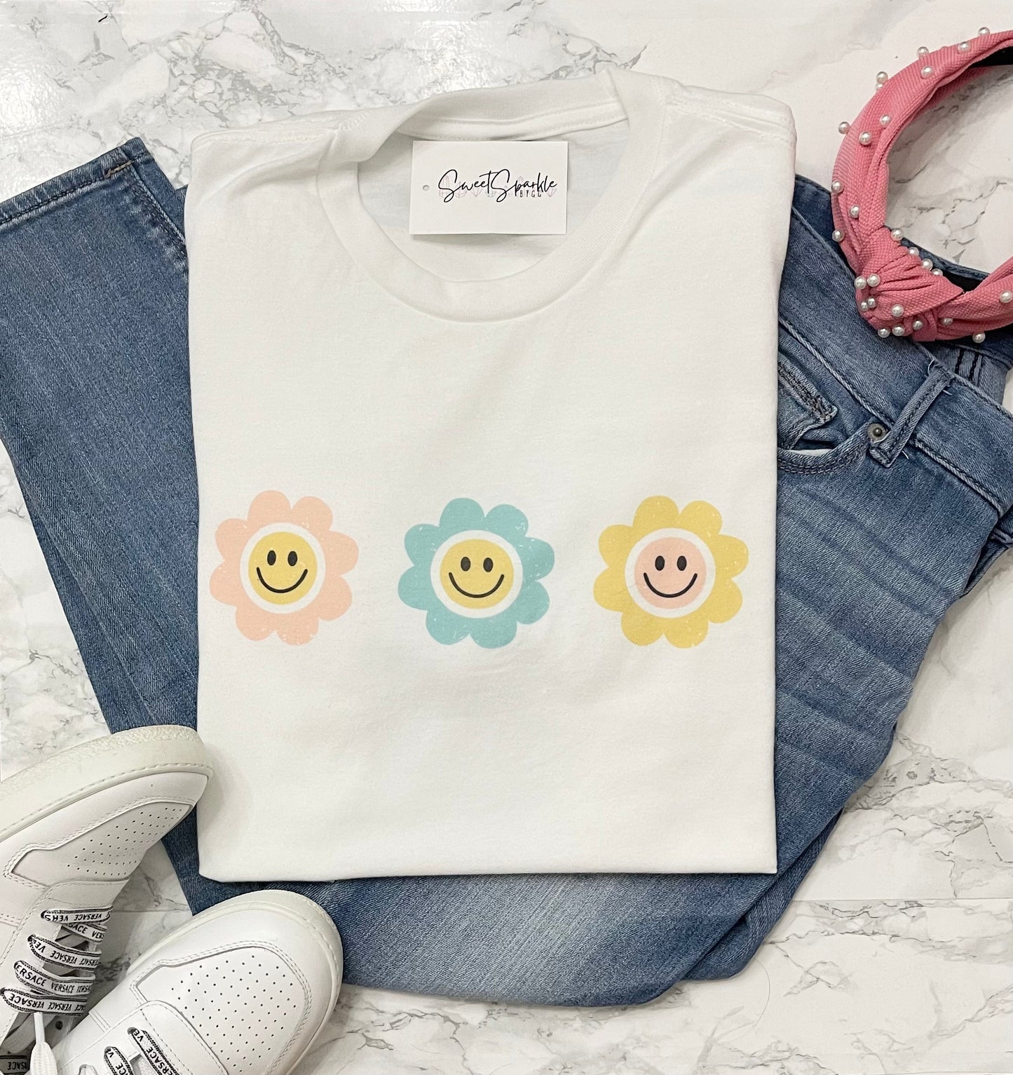 Smiley Flower power tee